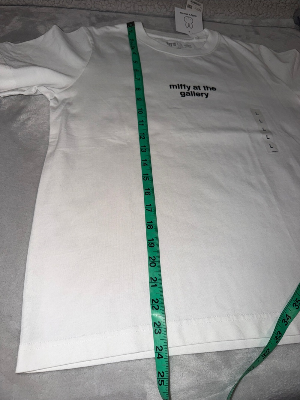 Uniqlo x Miffy Tshirt - Picture 10 of 10